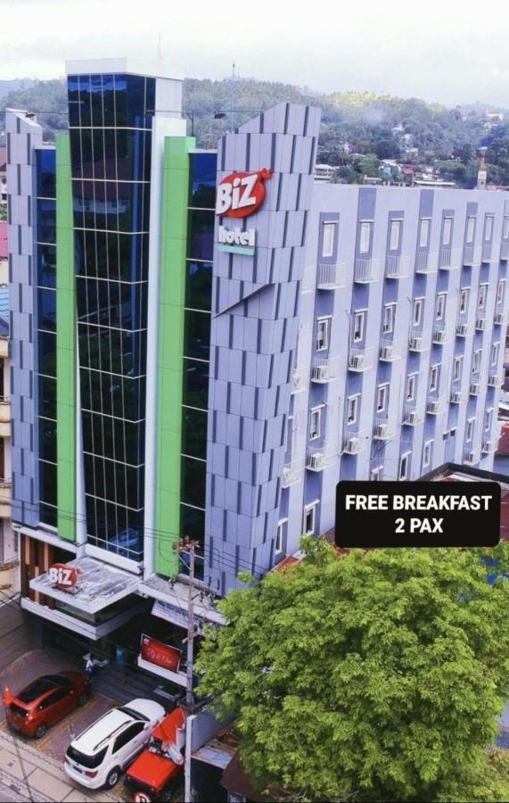 Biz Hotel City Center Ambon Extérieur photo